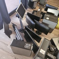 Group Bundle Of Dell PCs 20 Of Them
