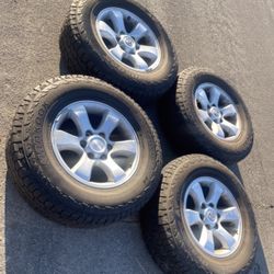 4 —- 265/70r17  6x139.7 6x5.5 Stock 265 65 17  Lexus gx4 TRD Tacoma Lexus GX470 4Runner Yukon Tahoe Tundra Rims Wheels Good Treads Tires!
