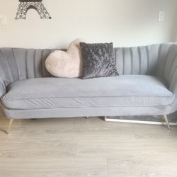 Modern Curved Velvet Sofa w/ Gold Legs – Designer Style