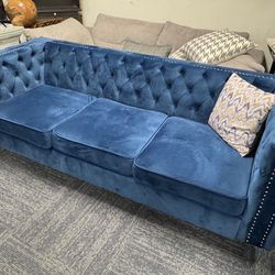 Singles Couches **** In Stock ****
