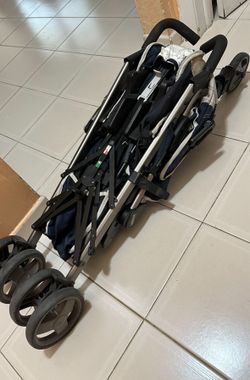 Two different strollers easy to fold