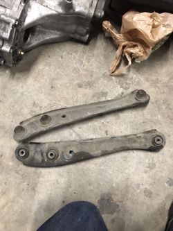 96-00 civic rear lower control arms