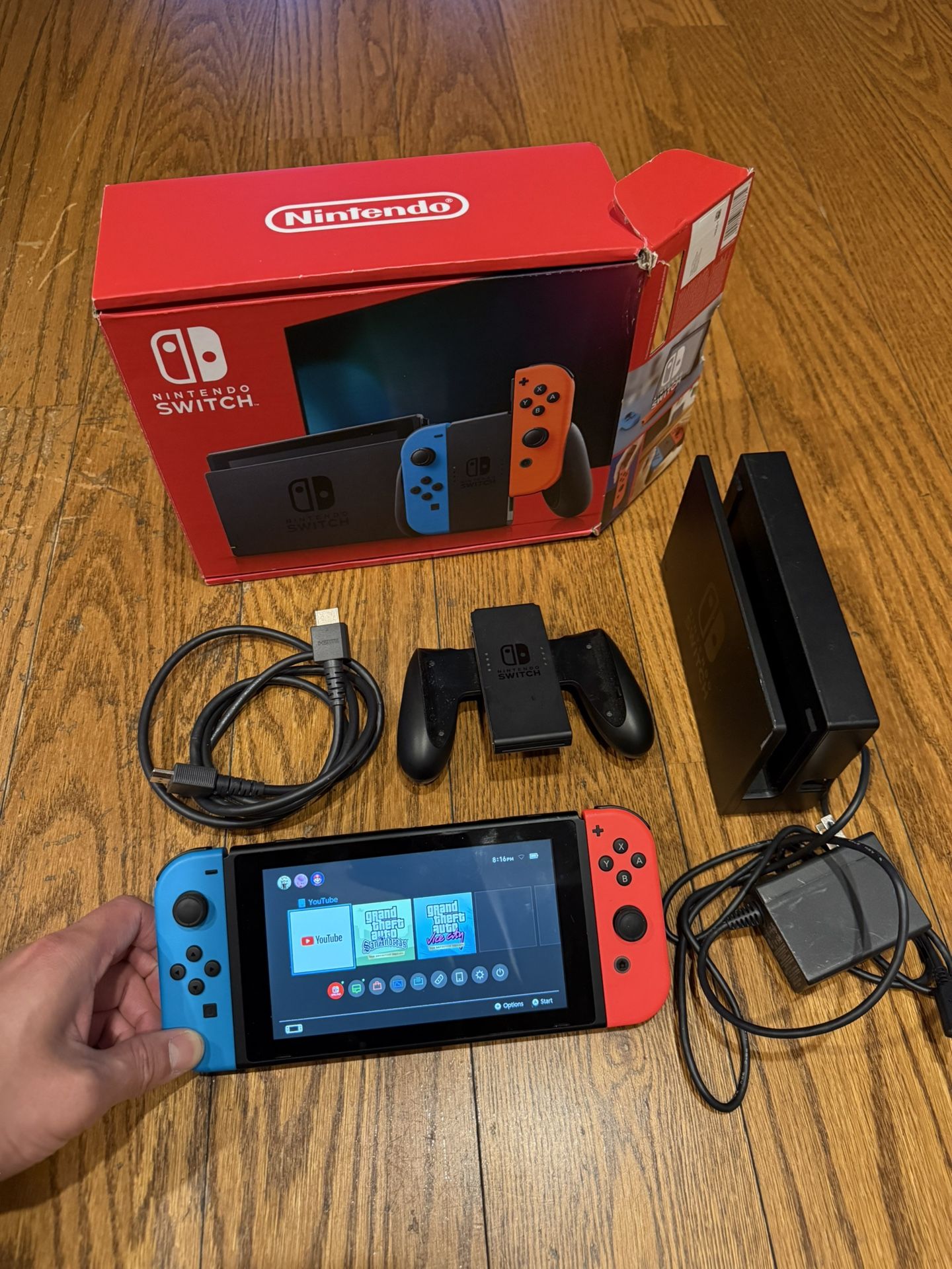 Nintendo Switch Red and Blue/32GB/Original Box and Accessories