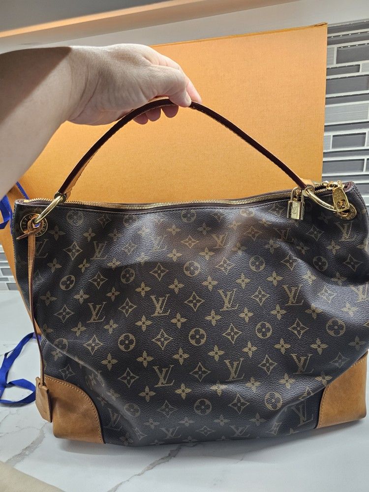 Berri Louis Vuitton Purse