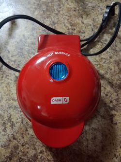 Used Dash Mini Waffle Maker