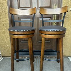 43"H BarStool 30.5" Low Back Swivel Pub Height Dining Chair with Rubber Wood Legs Brown (SET of 2)
