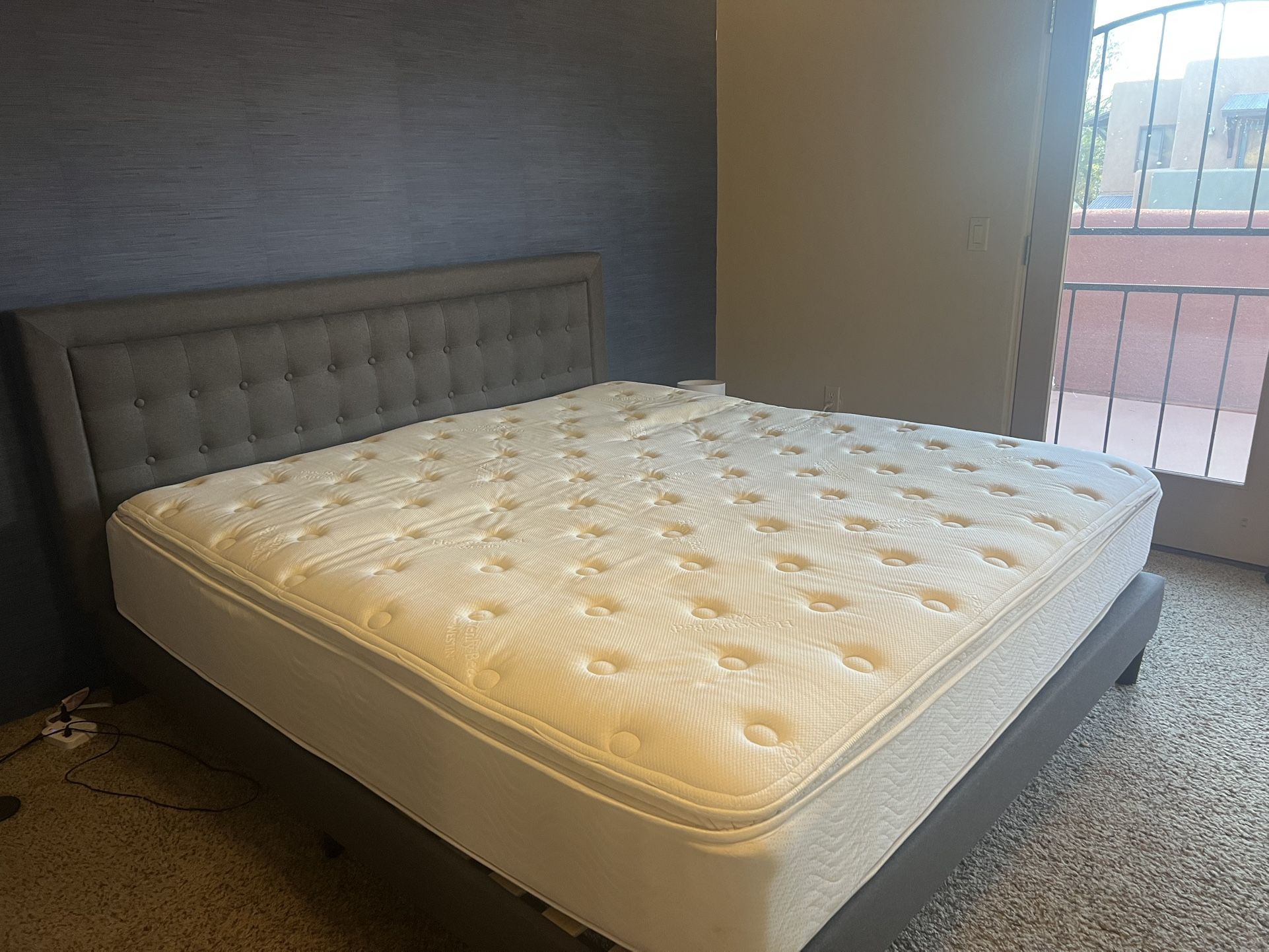 King-sized Metal Bed Frame & Headboard