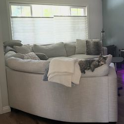 4PC Used sectional, home with cats.