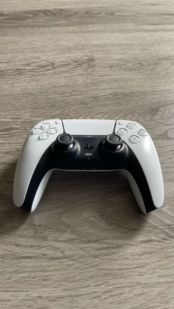 PlayStation 5 DualSense Controller