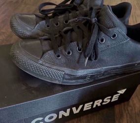 Men Converse Size 9