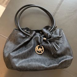 Michael Kors MK Authentic Bag 