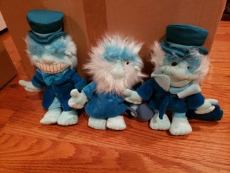Disney Haunted Mansion Hitchhiking Ghosts Set