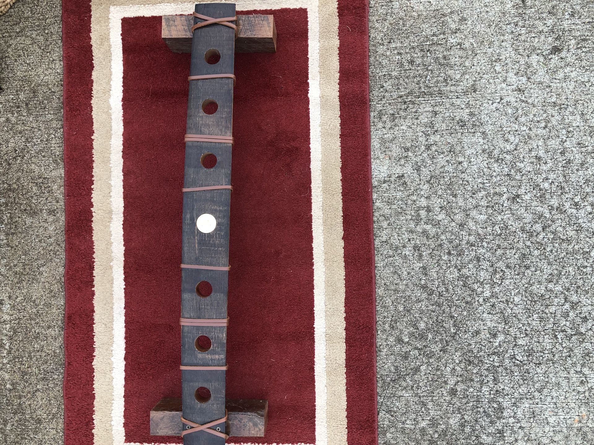 Wine bottle holder