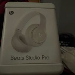 Beats Studio Pro