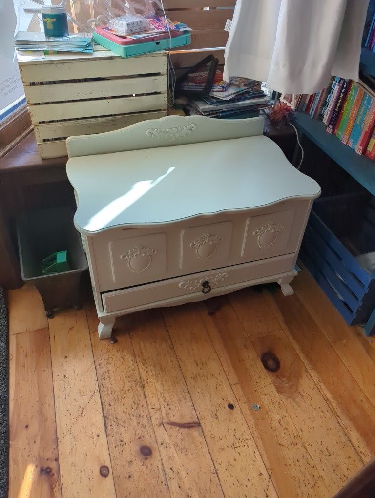 Guide craft Toy Chest