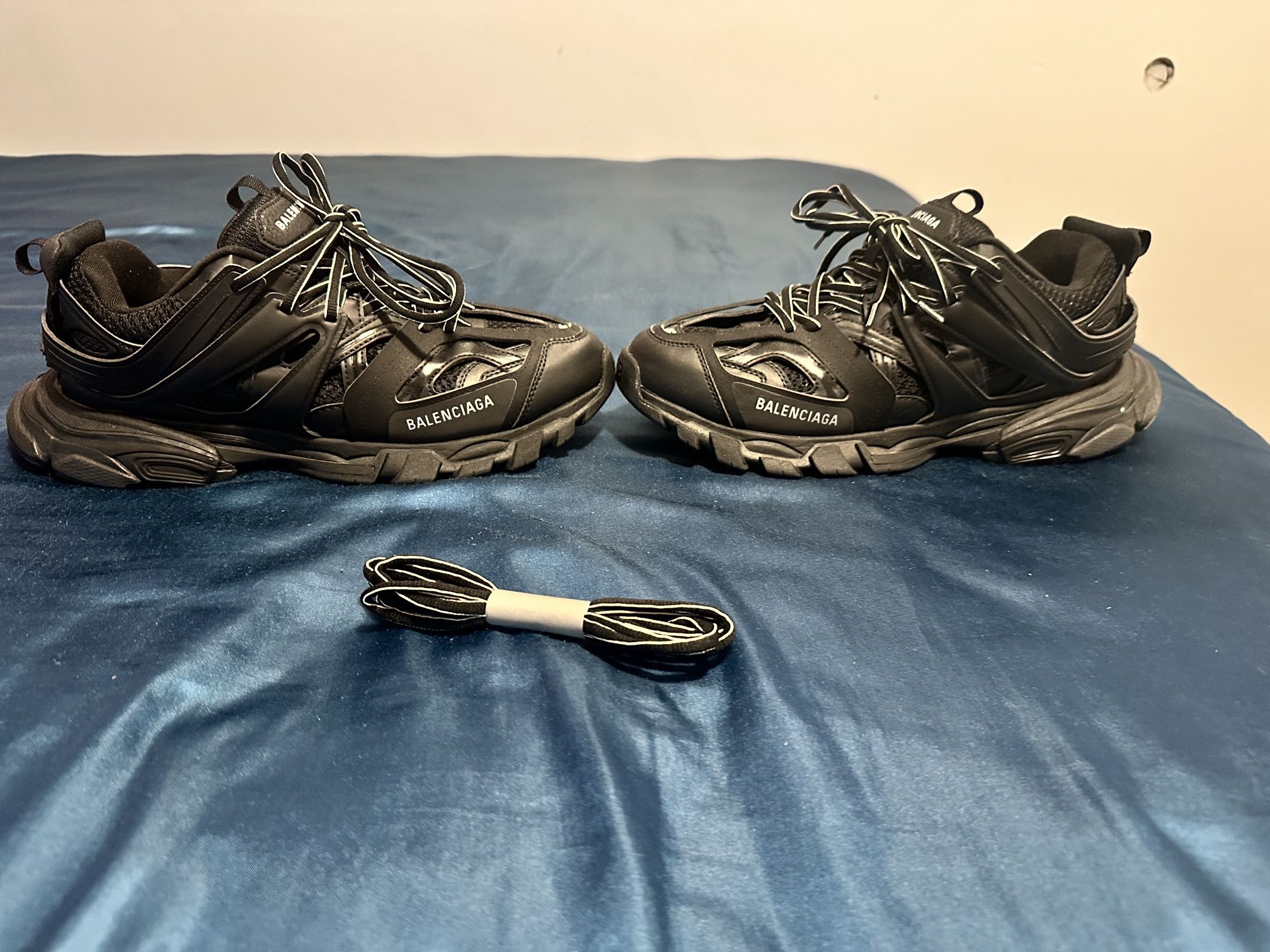 Balenciaga track Sneakers Size 12 display picture 2