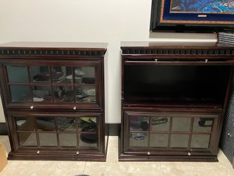 2 Wood Bookcases