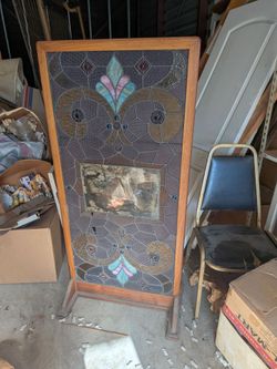 BEAUTIFUL STAINED GLASS PANEL