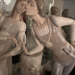 Lladro “Limited Edition” Romeo & Juliet Figurine  #01004750