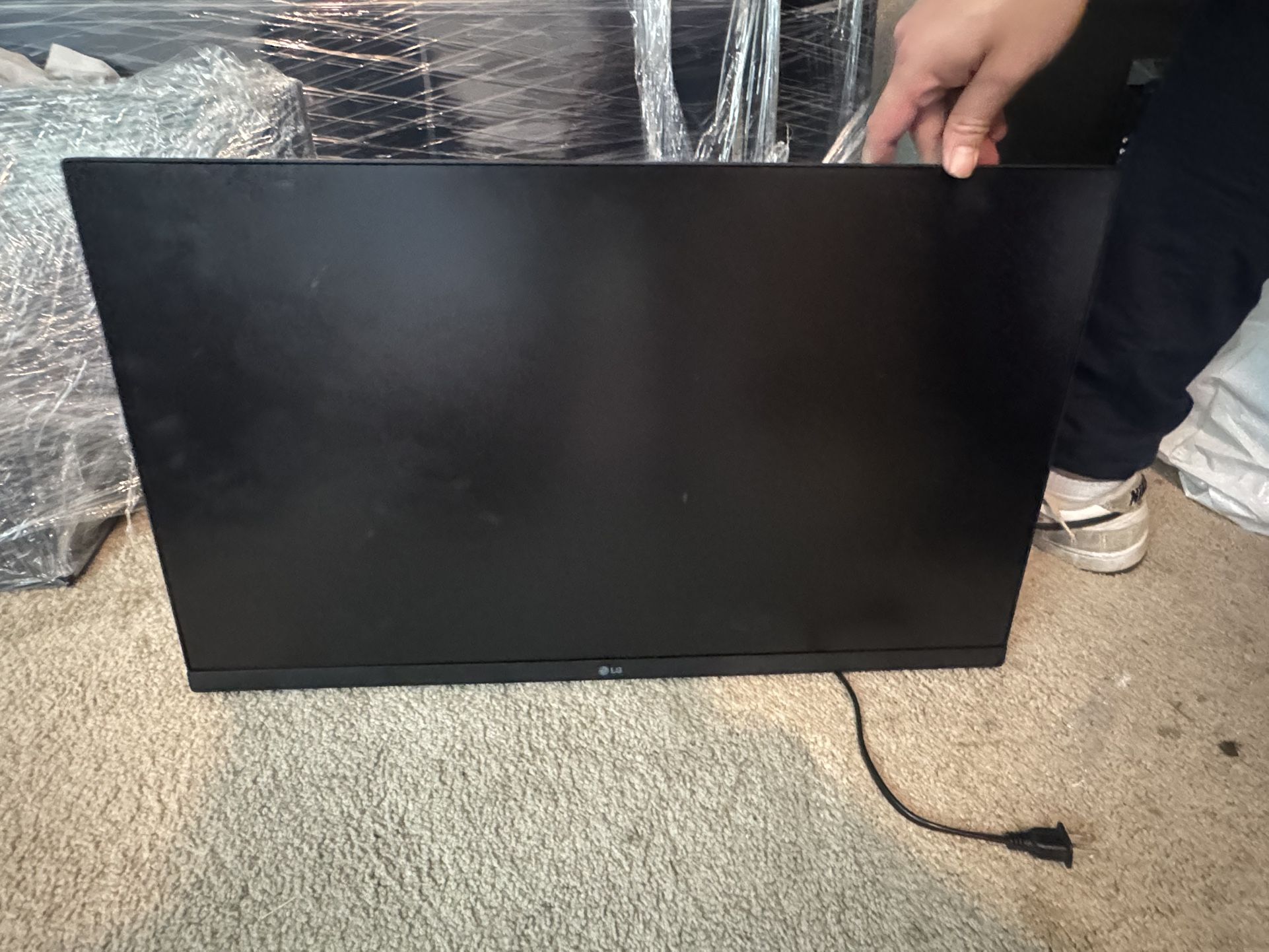 LG Computer Monitor