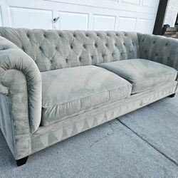 Clean Condition ✅️ Soft Velvet Tufted Stone Gray Sofa Couch Nicely Cushioned 1Pc . Free Delivery Available! 
