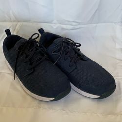 Men’s Size 13 X-wide Sneakers 