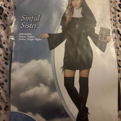 Halloween Nun Costume
