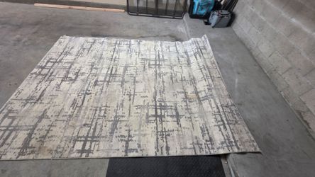 Free Area Rug 90"x125"