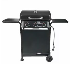 Master Forge Large https://offerup.com/redirect/?o=NTUwLVNxLklu Black 3 -Burner Liquid Propane Gas Grill