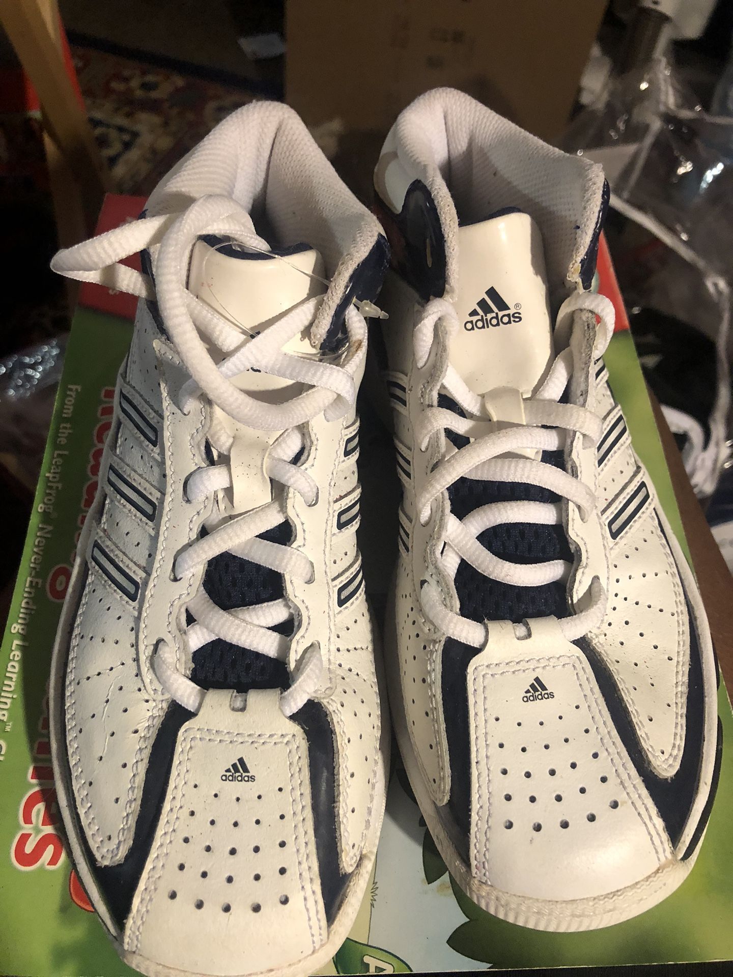 ADIDAS Sneakers New. Size youth 2Y