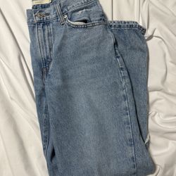 Women’s Levi’s Jeans 