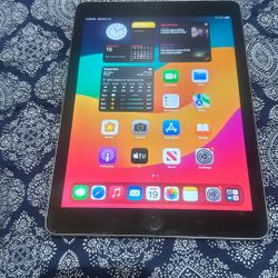 Apple iPad (6th generation) 32 GB