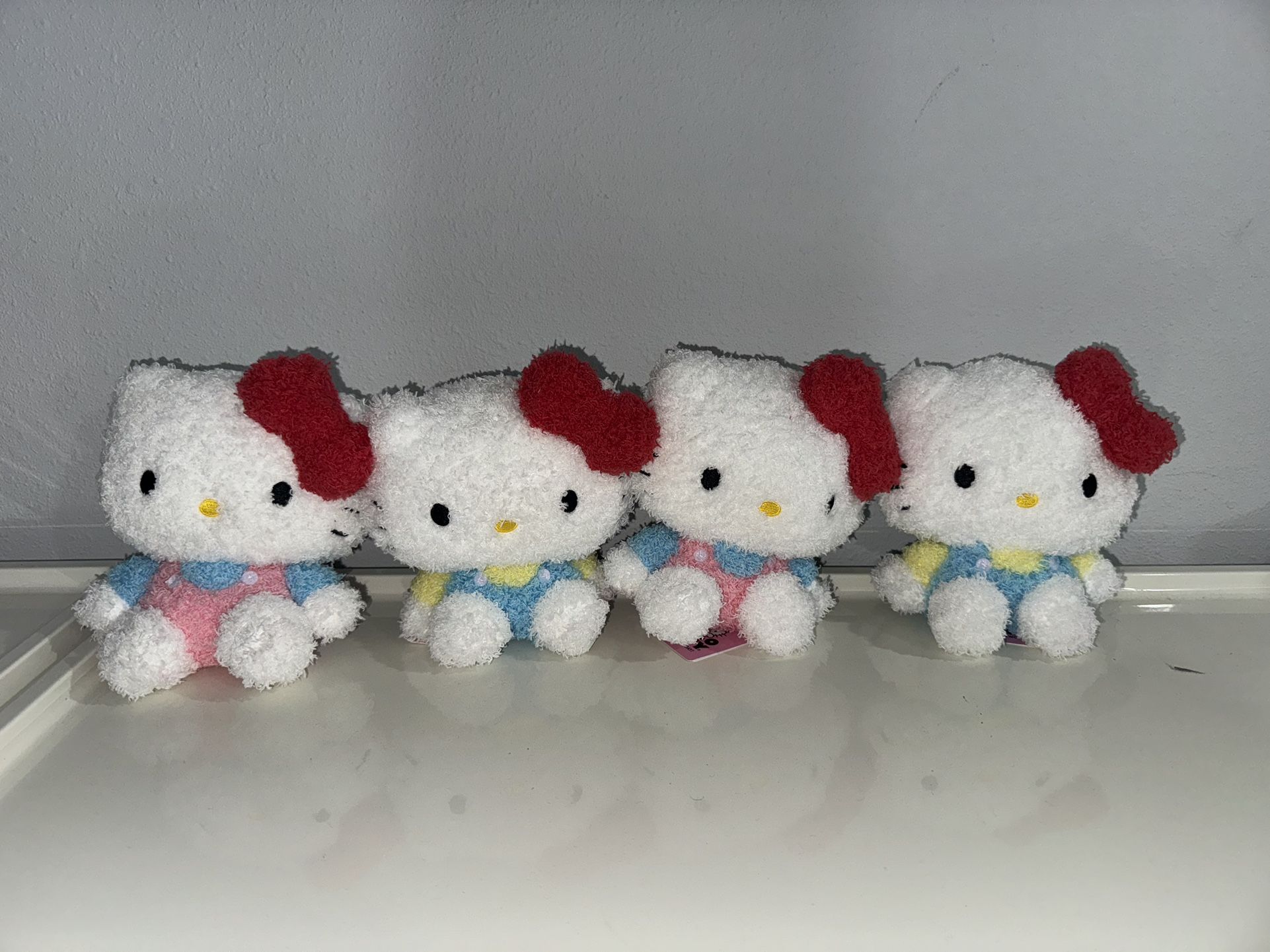 Hello Kitty plushie