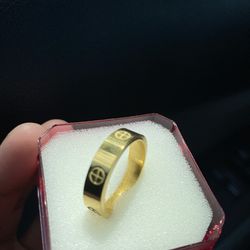 Size 9 Ring Gold Plated 