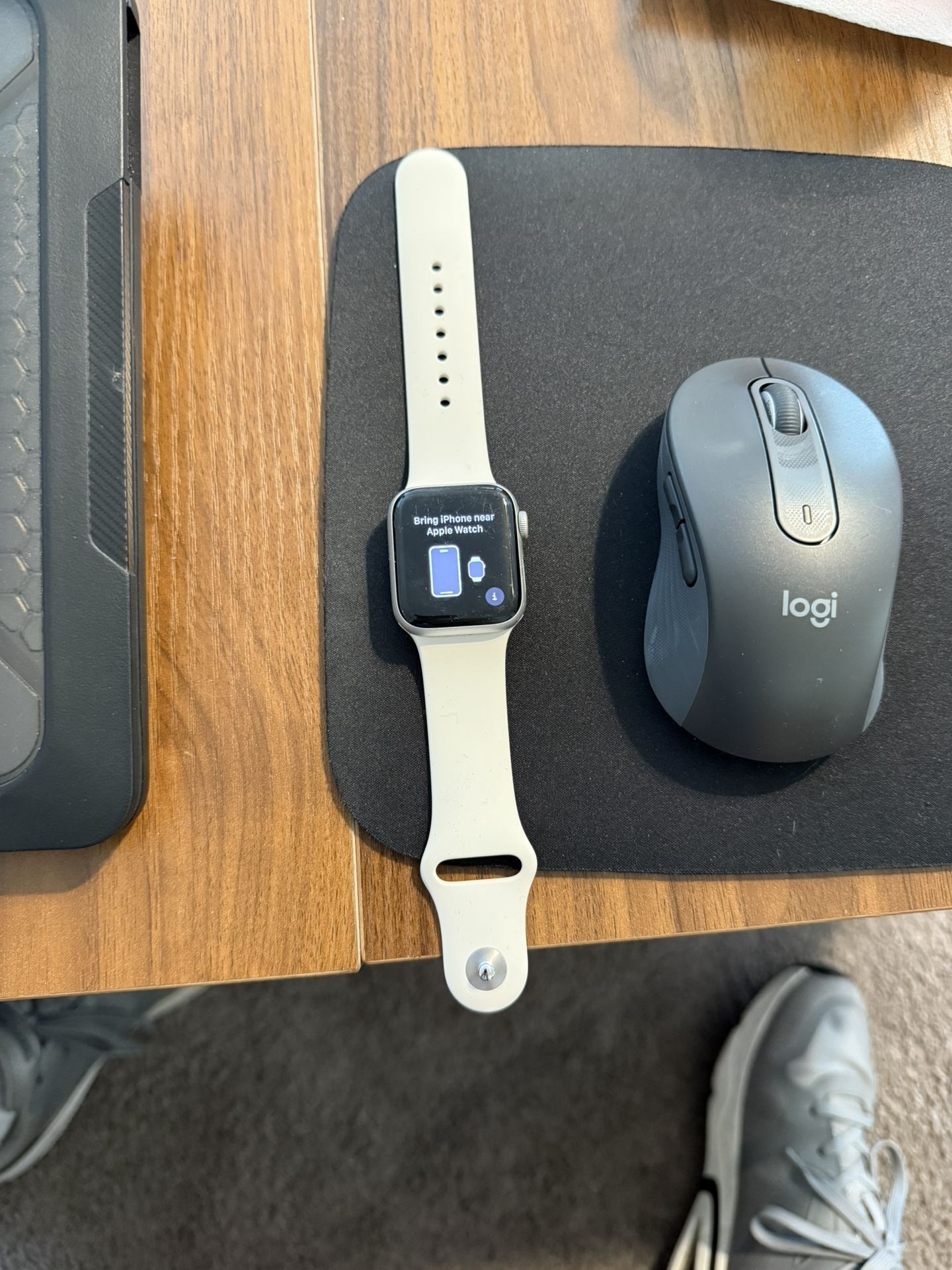 iWatch SE Used Great Condition