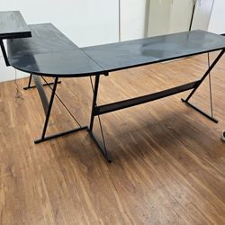Computer desk