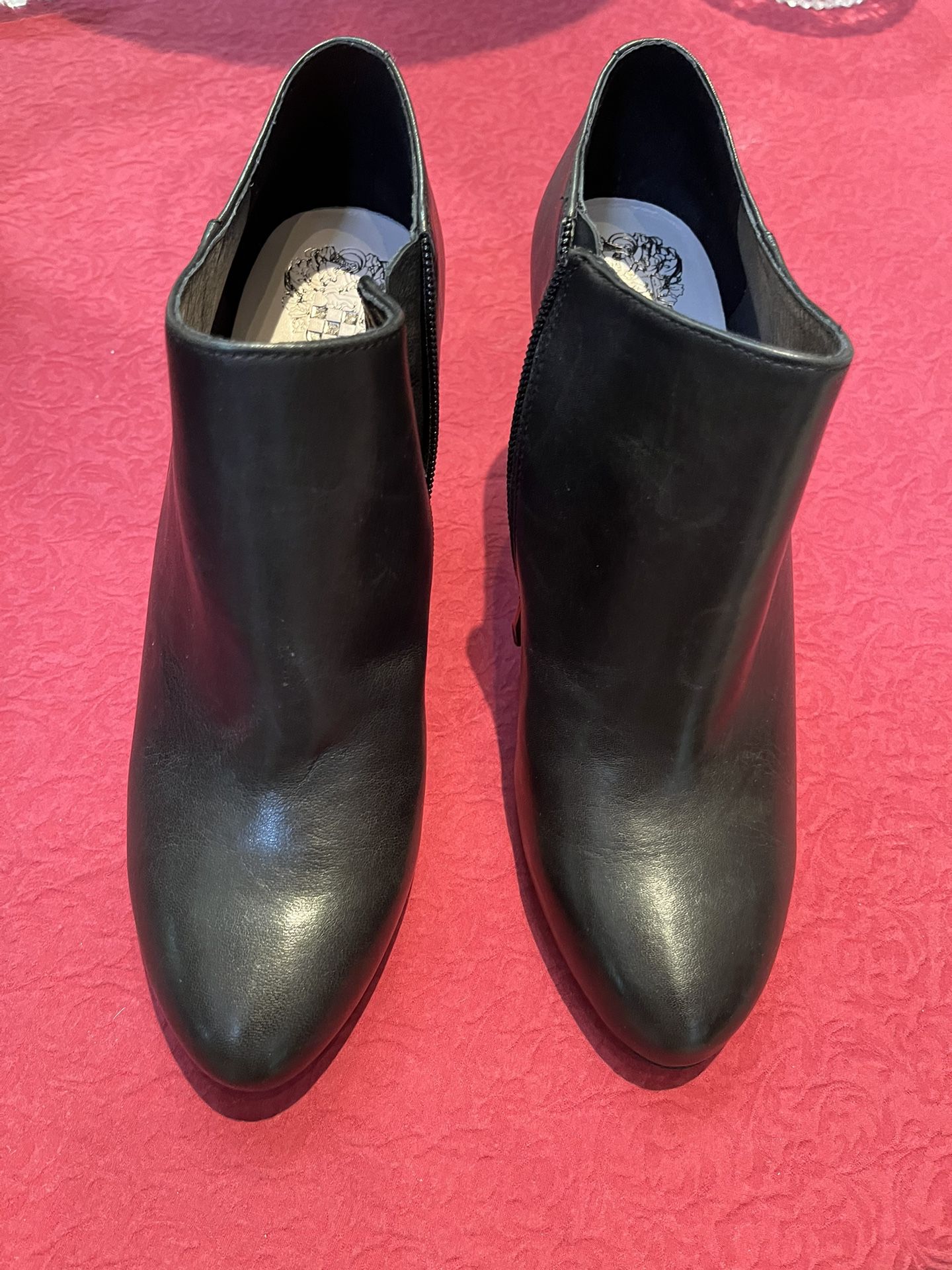 Vince Camuto VC-Vive Black Nappa black leather pump Bootie heels