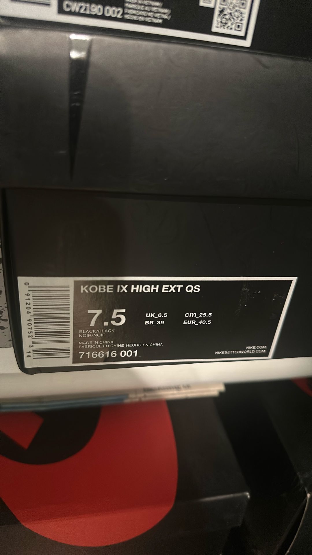 Kobe 9 - High EXT- QS- Size 7.5 Men’s.