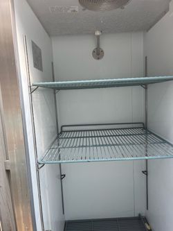 Commercial stand up freezer works great