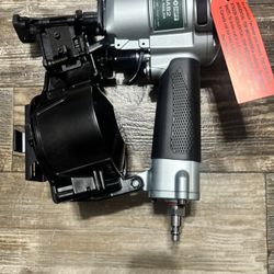 METABO HPT 1-3/4 IN 15 DEGREE  PNEUMATIC COIL ROOFING NAILER 