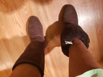❤Brown Authentic uggs size 6 in great condition❤