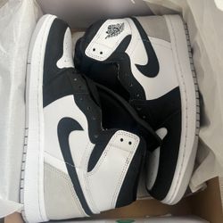  ✨ New Jordan 1 Retro “Bleached coral”🪸