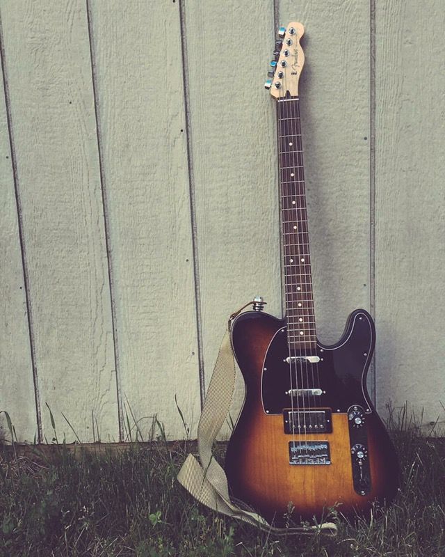 Fender Telecaster Blacktop Baritone