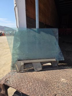 Vintage volvo glass p1800, 122s, p1800es
