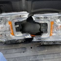 2020 F150 Headlights W/ Bulbs 