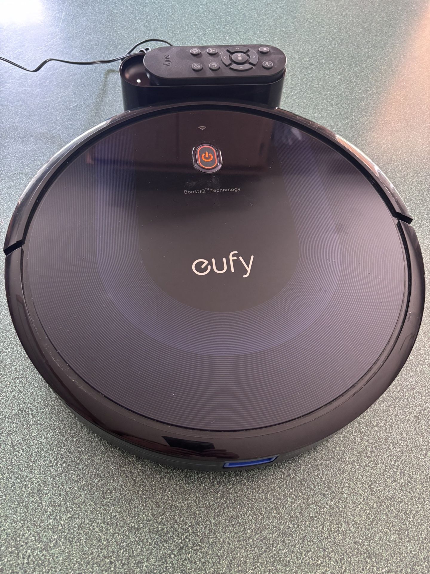 Rudy Self Cleaning Vacuum