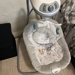 Graco Baby Swing