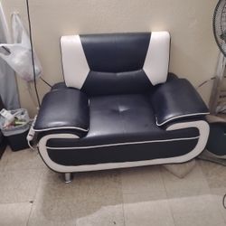 Used Black And White Leather Chair