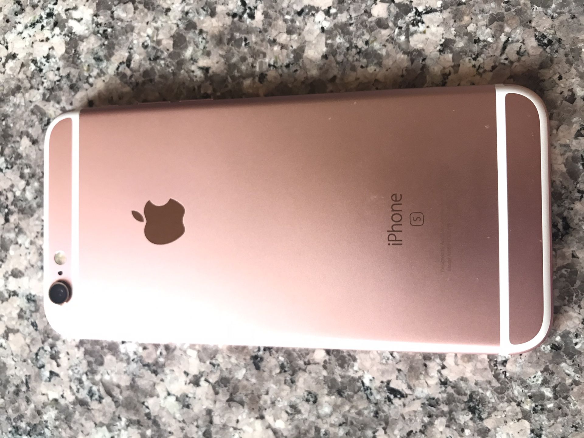 Iphone 6s boost mobile Rose gold perfect condition $120