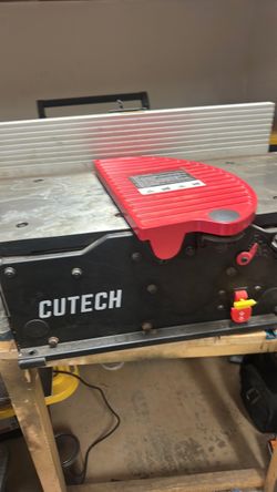 Cutech 12 in bench top jointer